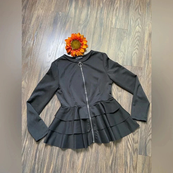 🌻5/$25🌻SHEIN Black Zip Up Ruffled Blouse | LARGE | - Picture 6 of 8